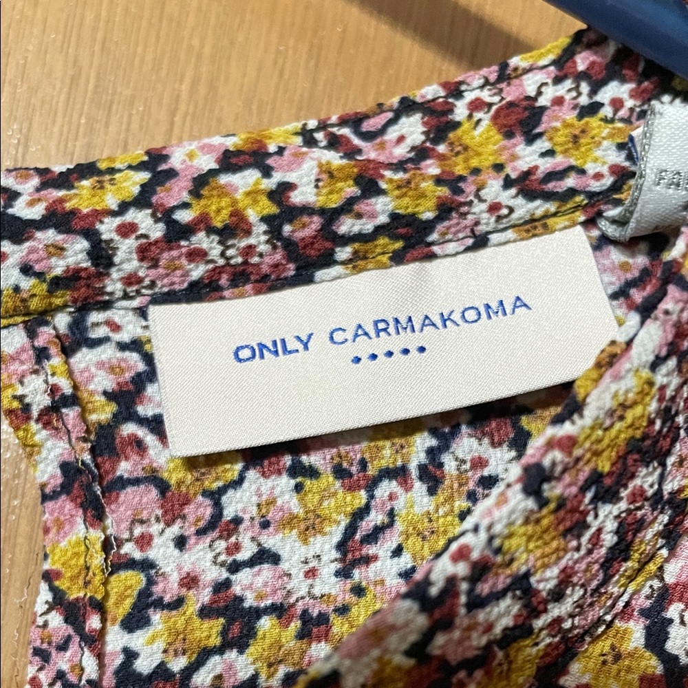 Carmakoma Multicolor Floral Top - Picture 2 of 5